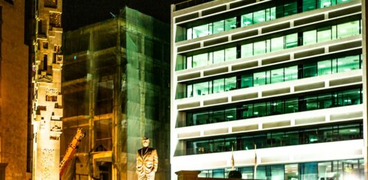 Le mémorial de Rafic Hariri, situé à proximité des lieux de l'attentat à Beyrouth. Crédit Photo: François el Bacha pour Libnanews.com