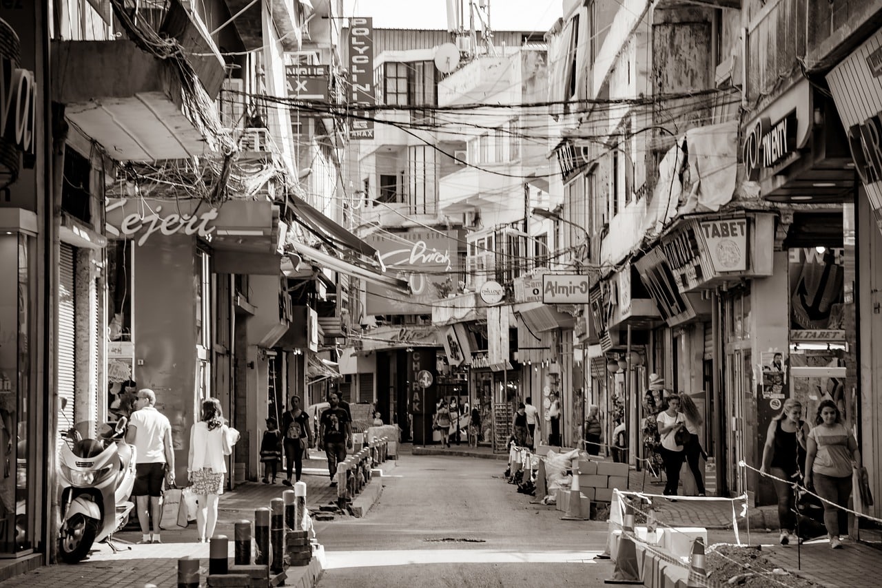 Une ruelle de Bourj Hammoud, quartier arménien de Beyrouth. Source Photo: Pixabay.com