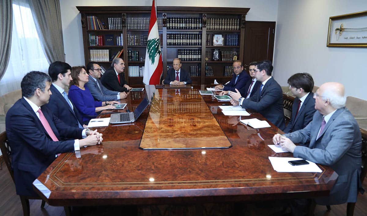 Le Président de la république recevant la délégation du cabinet Mc Kinsey, le 4 juillet 2018. Crédit Photo: Dalati & Nohra