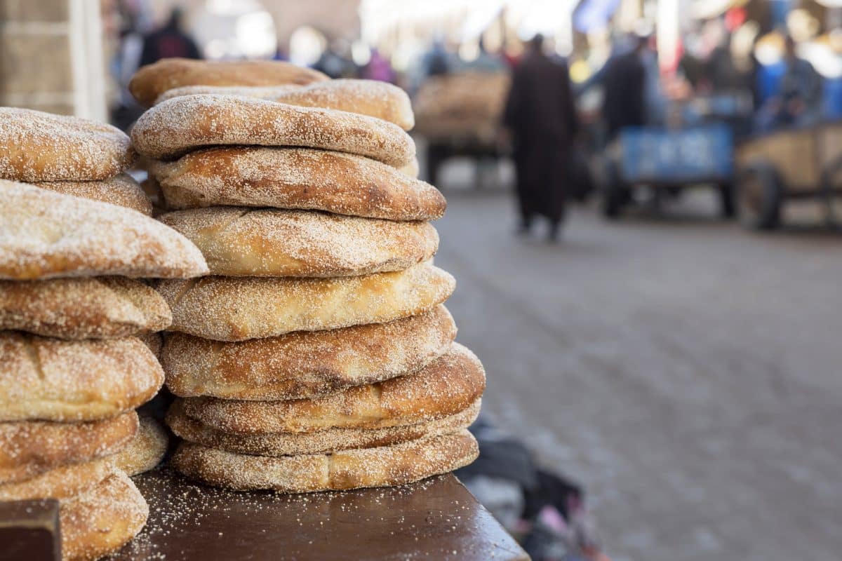 Les Marocains gardent un attachement particulier au pain « maison » traditionnel.