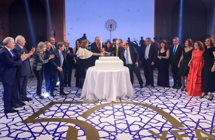 Mirros Photo 2 - From the Gala (Photo courtesy AMIDEAST Lebanon) Vue du Golden Gala Photo courtesy AMIDEAST/Lebanon