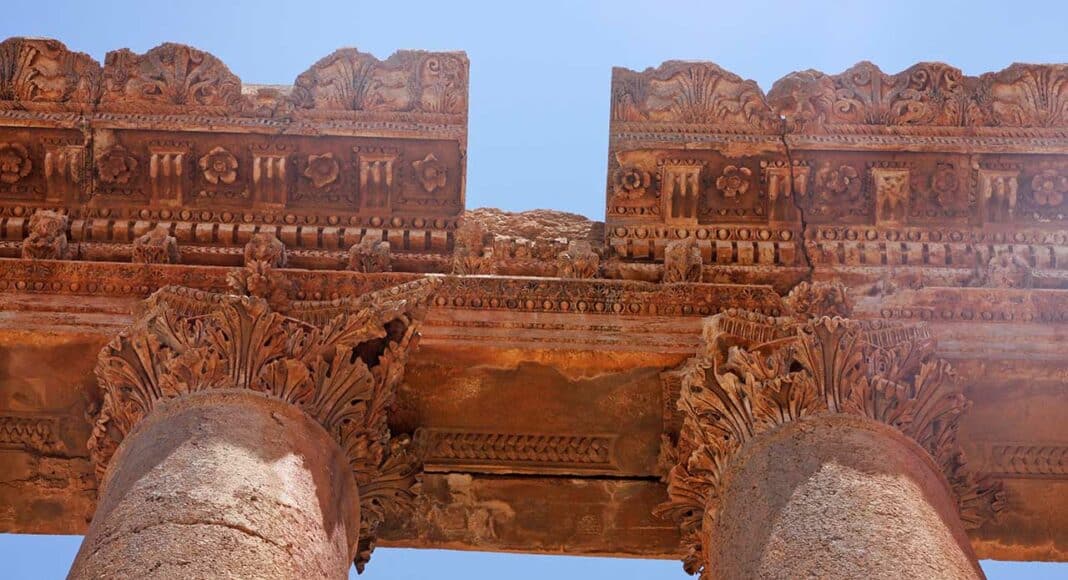 Baalbeck Photo by rolf neumann on Unsplash