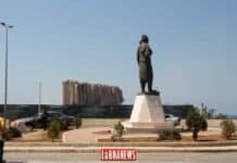 The statue of the émigré, located near the Port of Beirut. Photo credit: Francois el Bacha for Libnanews.com. All rights reserved.