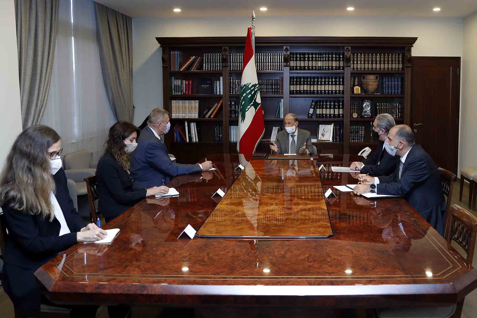 La rencontre entre le coordinateur spécial de l'ONU au Liban Jan Kubis et le Président de la République, le Général Michel Aoun. Crédit Photo: Dalati & Nohra