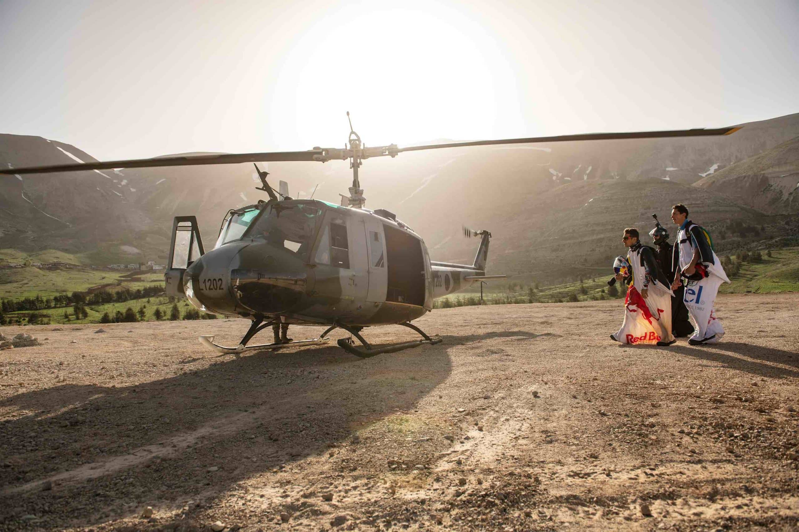 The RedBull team jumps to show us Lebanon from above © NAIM CHIDIAC / RED BULL CONTENT POOL