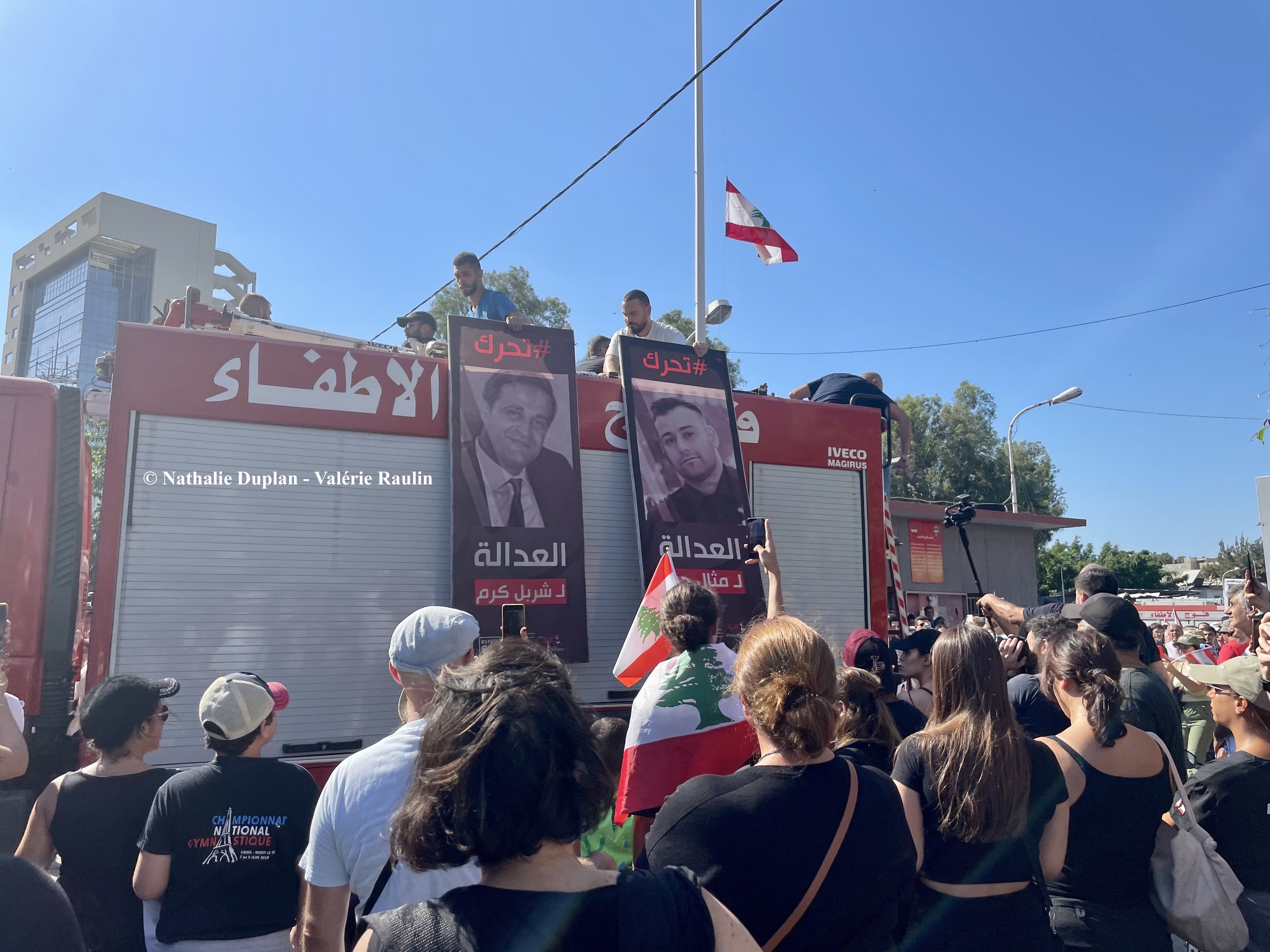 Les pompiers de Beyrouth ont perdu 10 de leurs camarades le 4 août 2020. © Nathalie Duplan - Valérie Raulin