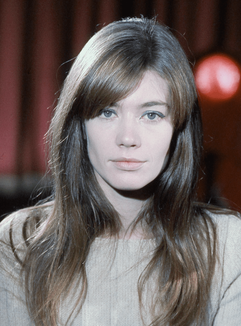 Françoise Hardy : Une Étoile S'éteint et nous lui disons adieu